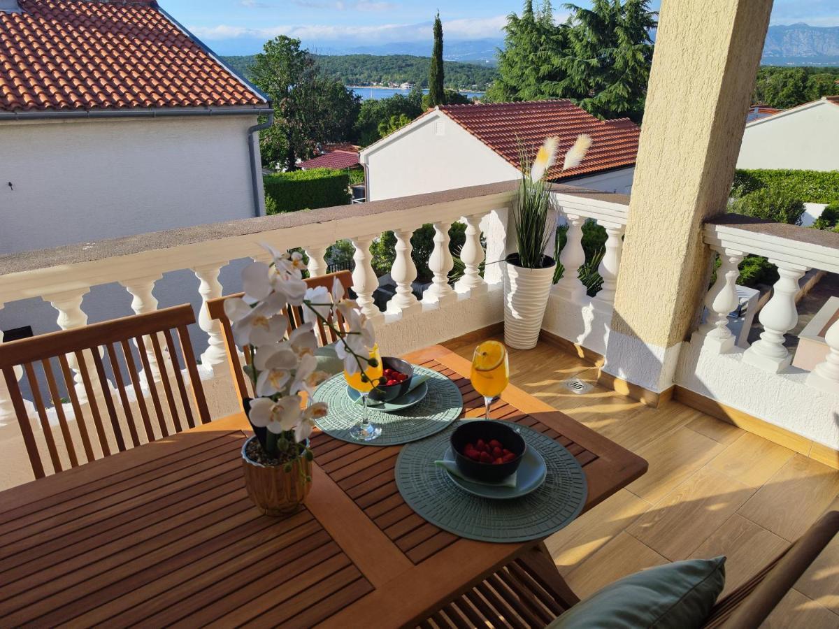 Apartments Orhidelia נייביצה מראה חיצוני תמונה