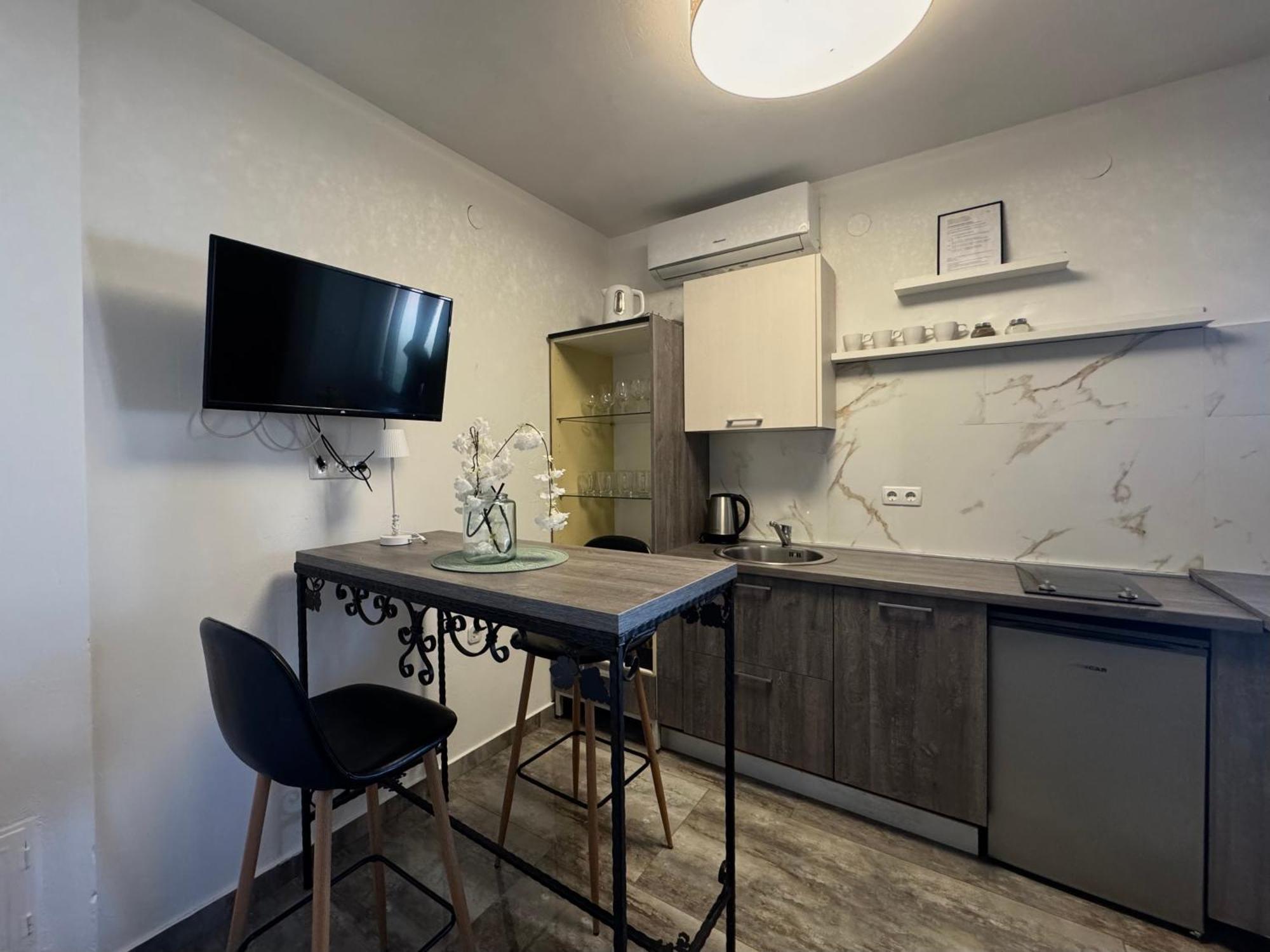 Apartments Orhidelia נייביצה מראה חיצוני תמונה